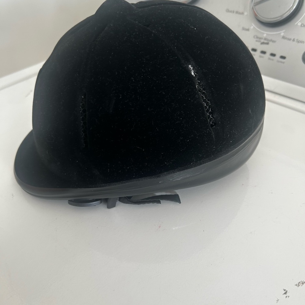 Equestrian-Style Velvet Riding Helmet - Black - Picture 2 of 4